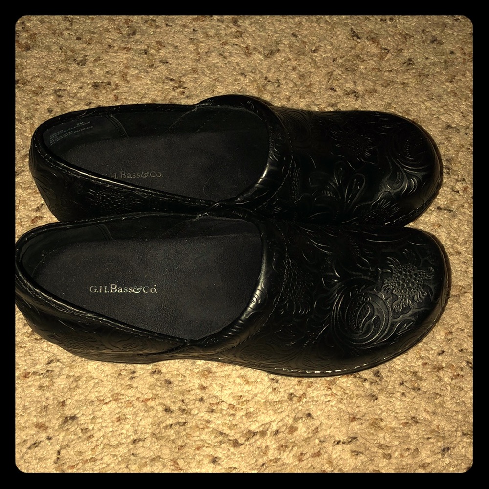 Clogs